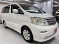 2004 Toyota Alphard