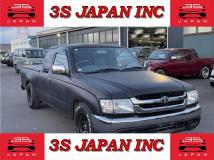 2003 Toyota Hilux Sports Pickup