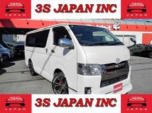 2015 Toyota Regiusace Van