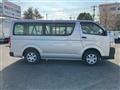 2013 Toyota Hiace