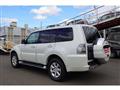 2013 Mitsubishi Pajero