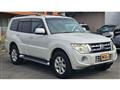 2012 Mitsubishi Pajero