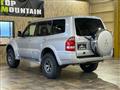 2004 Mitsubishi Pajero