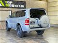 2005 Mitsubishi Pajero