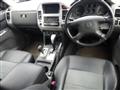 2005 Mitsubishi Pajero