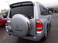 2005 Mitsubishi Pajero