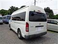 2006 Toyota Hiace Commuter