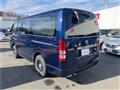 2005 Toyota Hiace