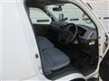 2005 Toyota Hiace