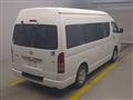 2005 Toyota Hiace Commuter