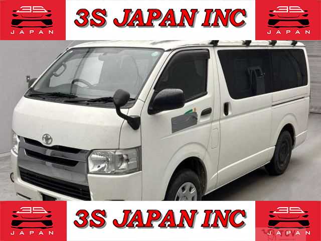 2015 Toyota Regiusace Van