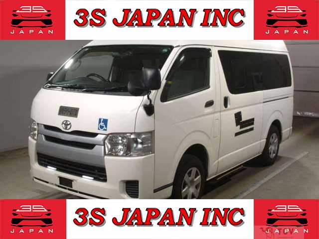 2015 Toyota Regiusace Van