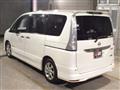 2013 Nissan Serena