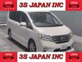 2013 Nissan Serena