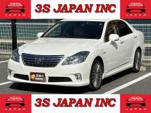 2011 Toyota Crown Hybrid