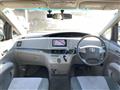 2006 Toyota Estima