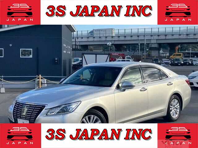 2013 Toyota Crown