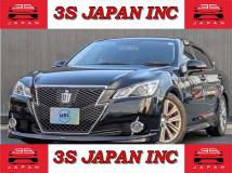 2013 Toyota Crown