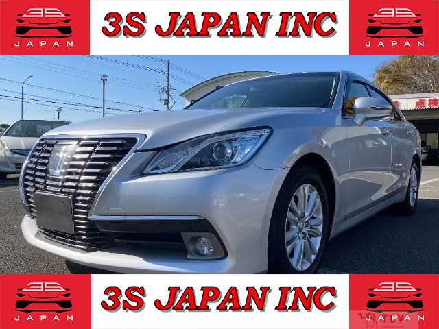 2013 Toyota Crown