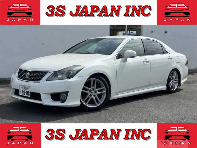 2013 Toyota Crown