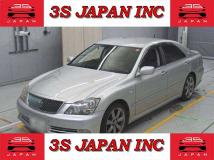 2004 Toyota Crown