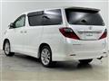 2010 Toyota Alphard