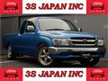 2003 Toyota Hilux Sports Pickup