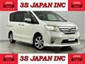 2011 Nissan Serena