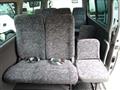 2005 Nissan Caravan