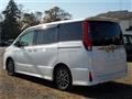 2016 Toyota Noah