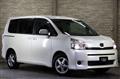 2010 Toyota Voxy