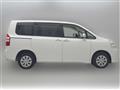 2012 Toyota Noah