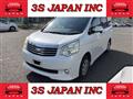 2012 Toyota Noah