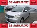 2012 Toyota Noah