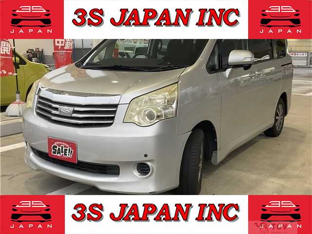 2010 Toyota Noah