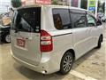 2010 Toyota Noah