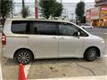 2010 Toyota Noah