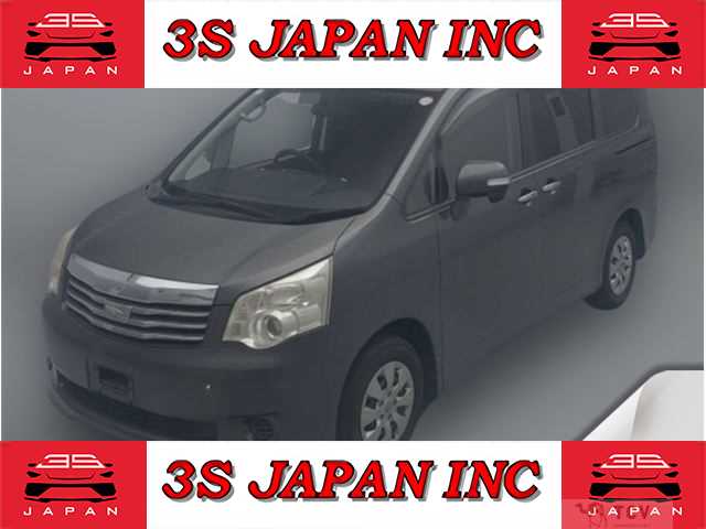 2012 Toyota Noah