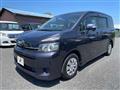 2012 Toyota Voxy