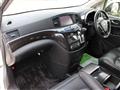 2013 Nissan Elgrand