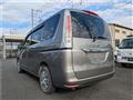 2012 Nissan Serena