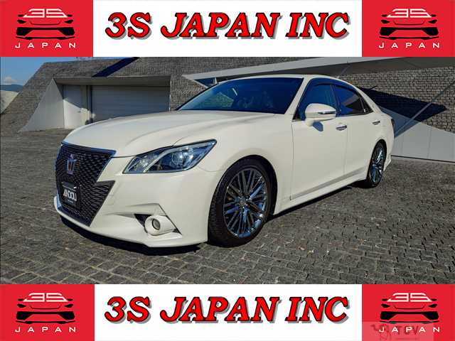 2013 Toyota Crown