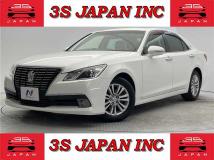 2013 Toyota Crown