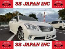 2012 Toyota Crown
