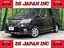 2013 Nissan Serena
