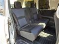 2009 Nissan Serena