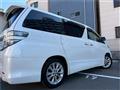 2010 Toyota Vellfire