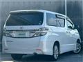 2013 Toyota Vellfire