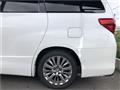 2013 Toyota Alphard