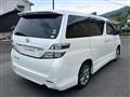 2011 Toyota Vellfire